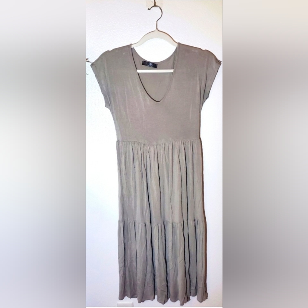 Gray dress